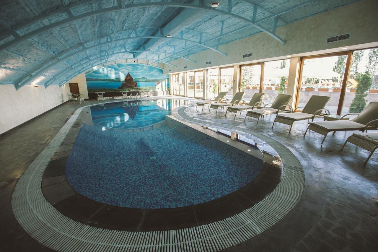 Caucasus Hotel Kasagh Ngoại thất bức ảnh Indoor pool