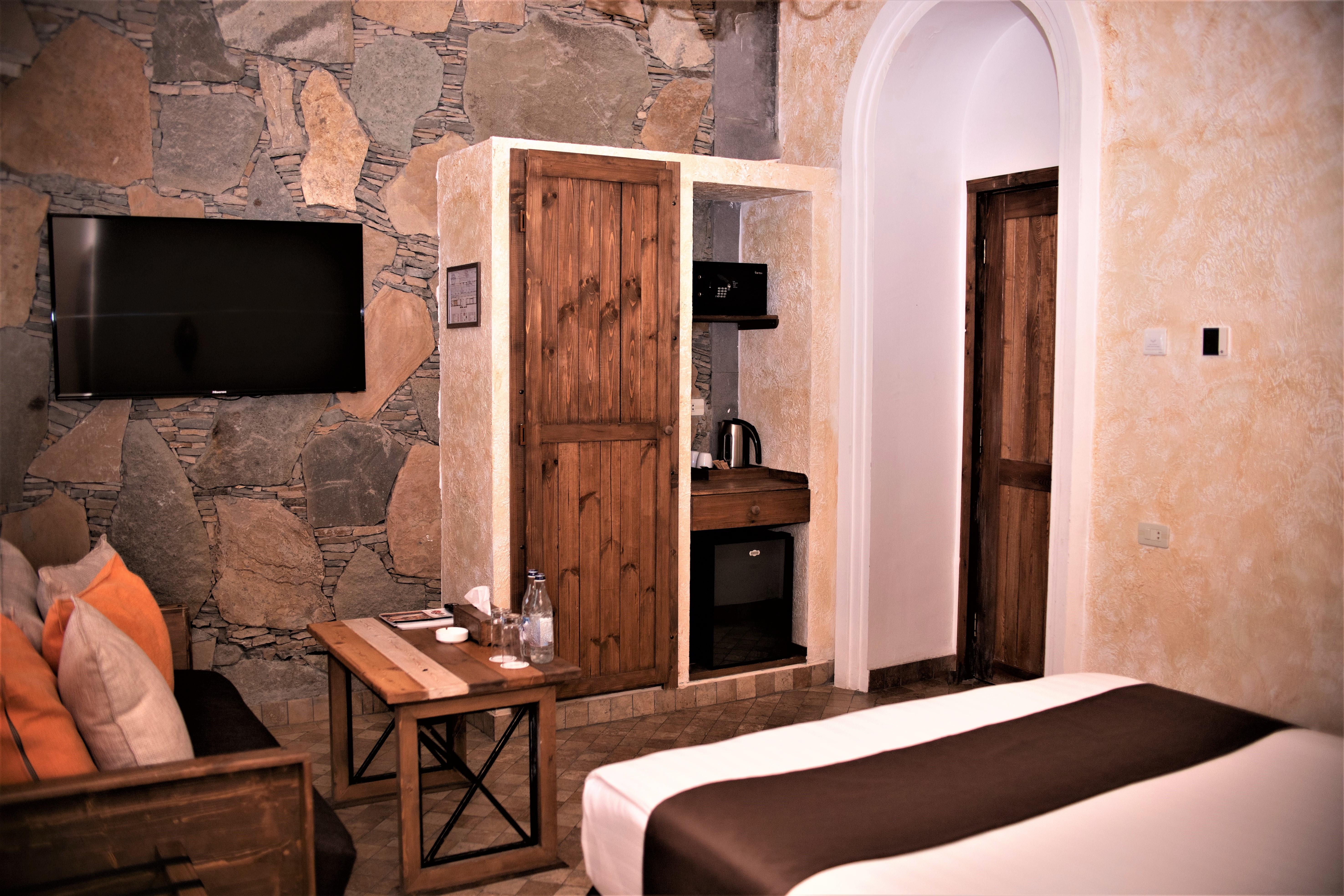 Caucasus Hotel Kasagh Ngoại thất bức ảnh A room at the hotel