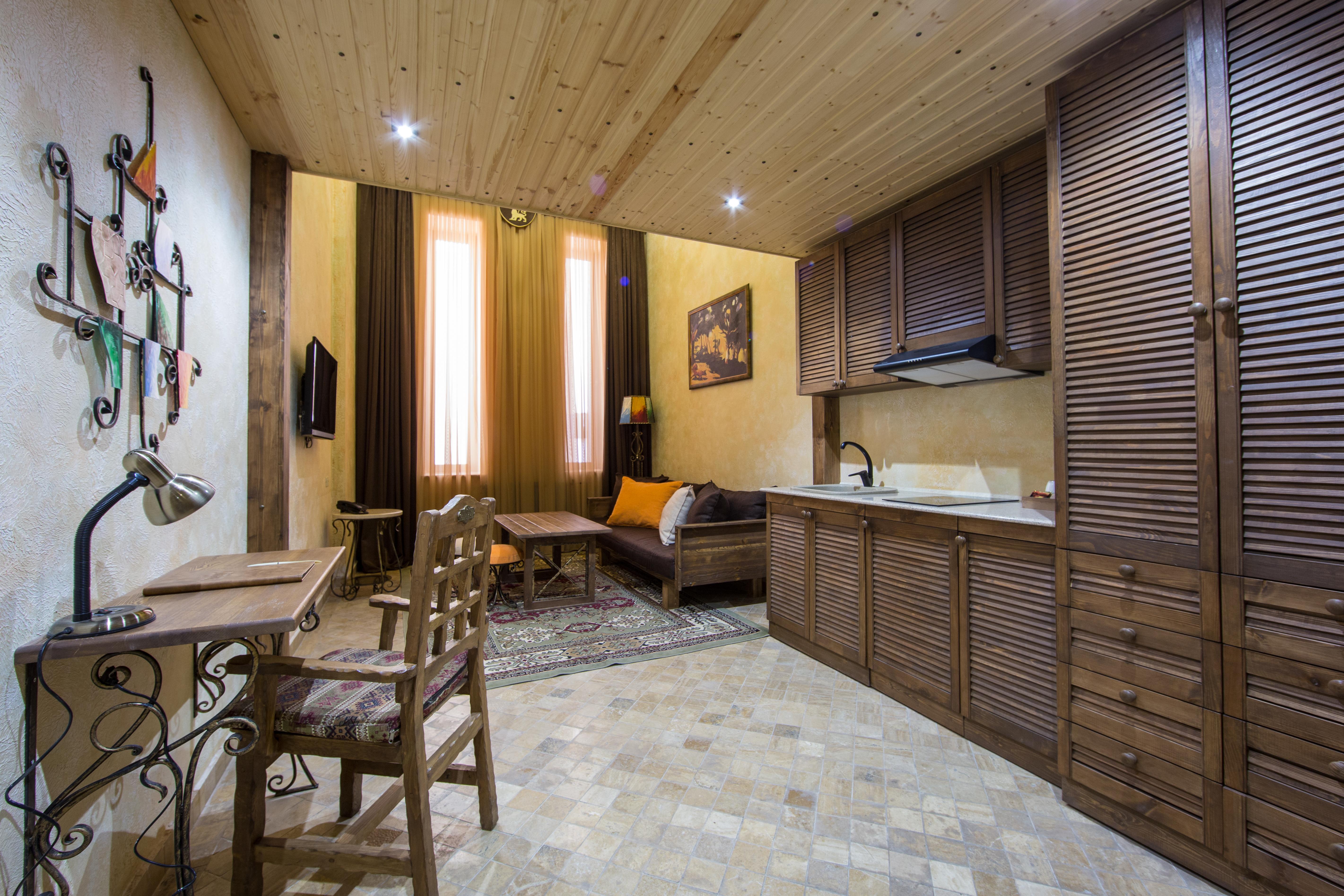 Caucasus Hotel Kasagh Ngoại thất bức ảnh A studio apartment