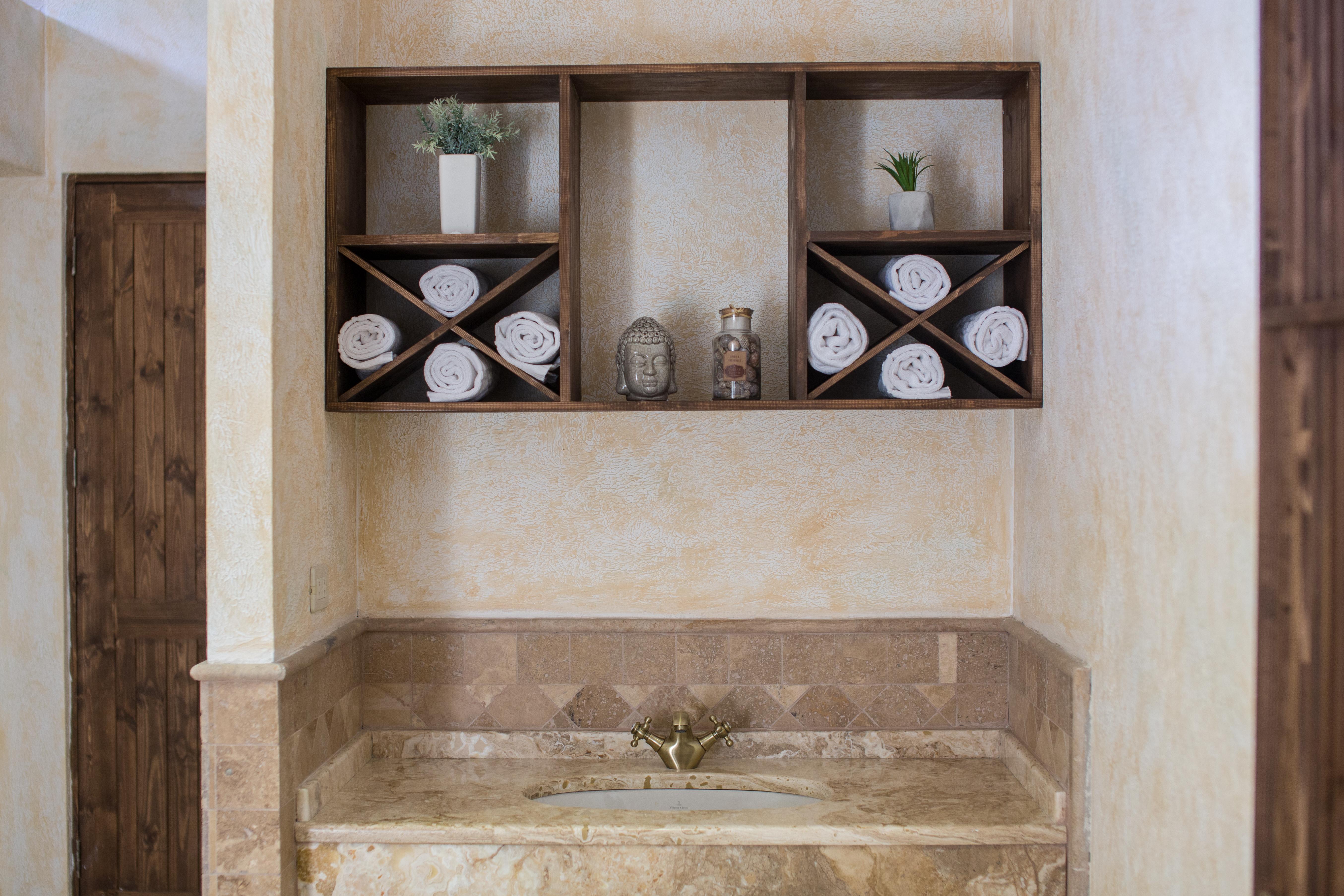 Caucasus Hotel Kasagh Ngoại thất bức ảnh A wall mounted towel rack