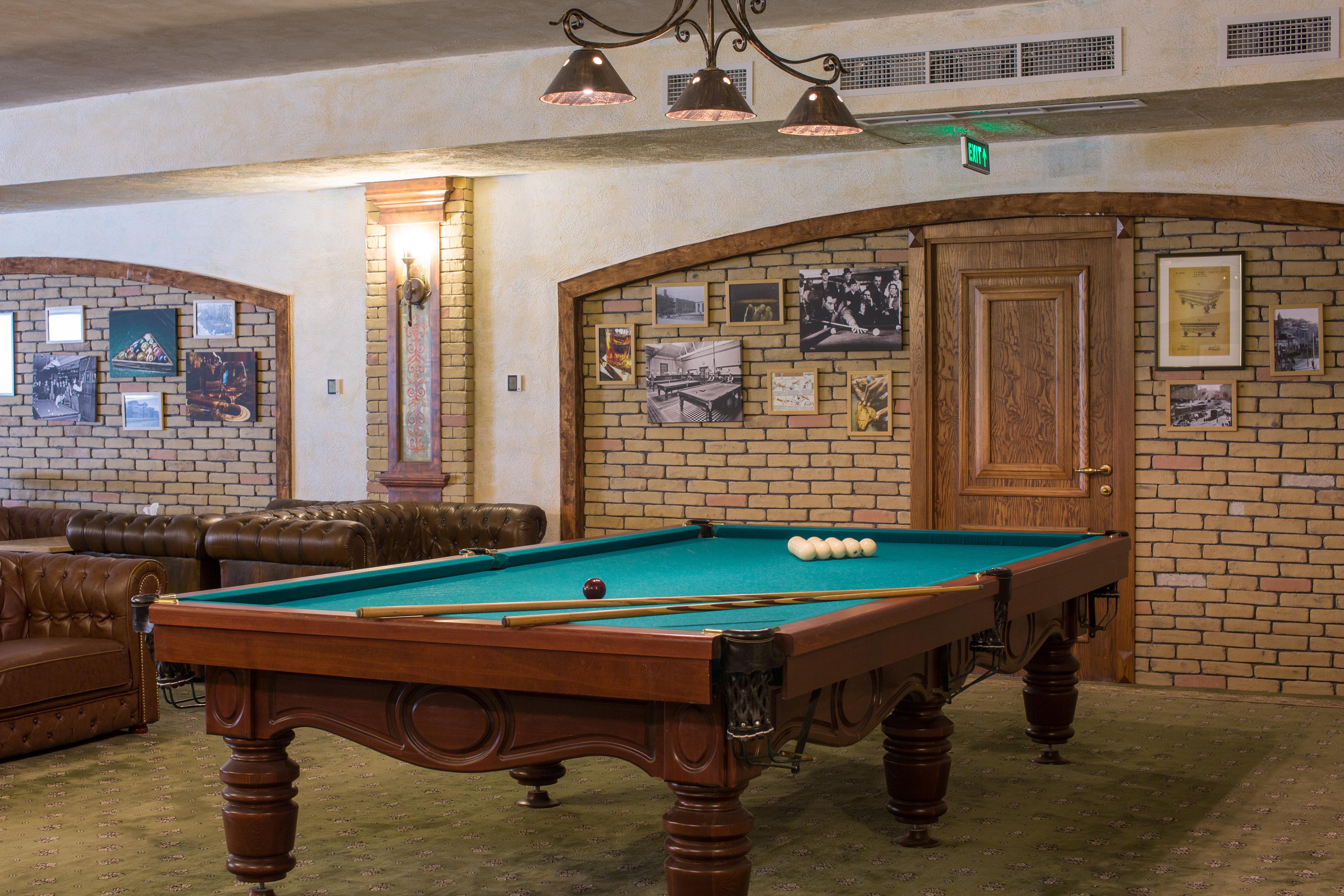Caucasus Hotel Kasagh Ngoại thất bức ảnh A pool table
