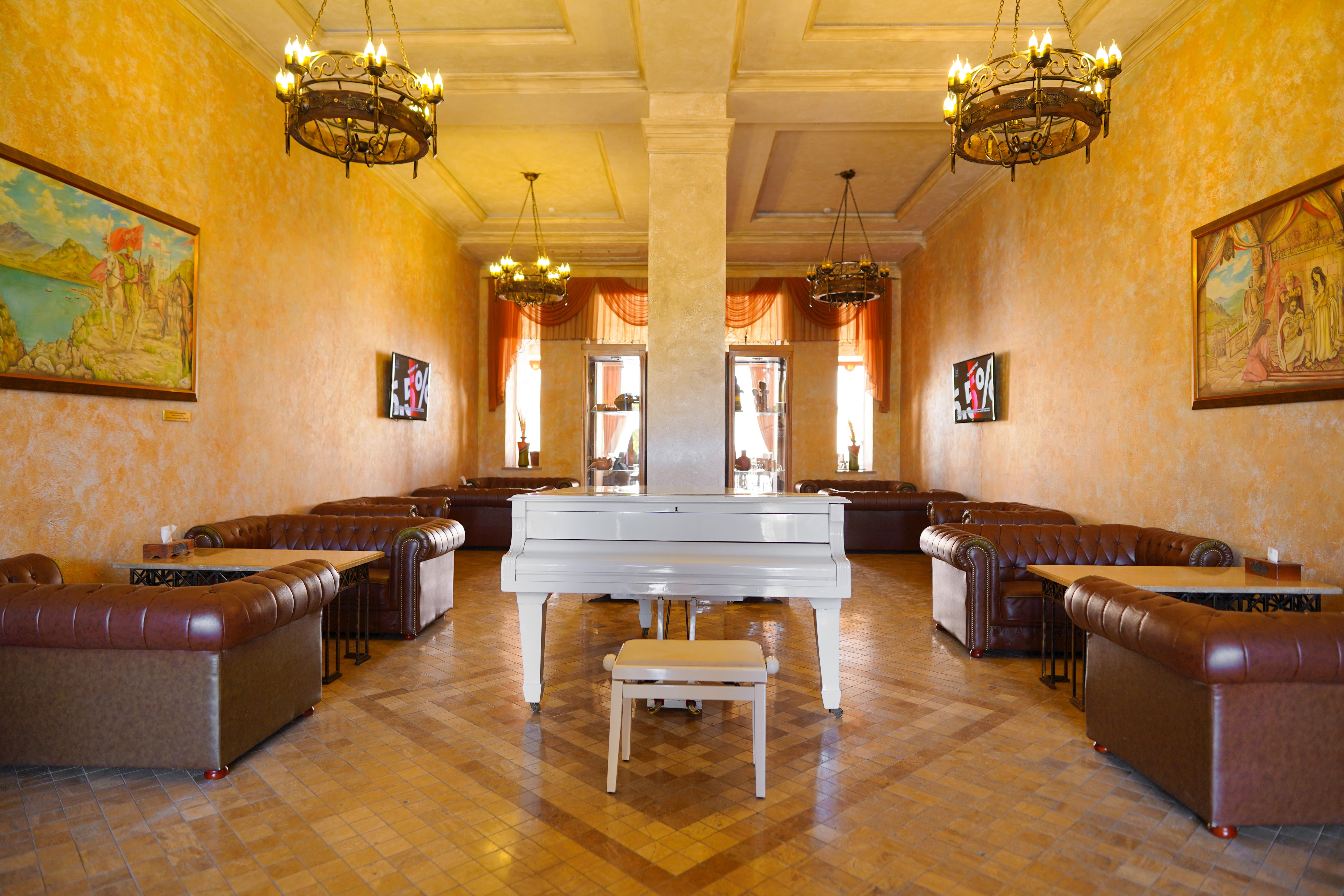 Caucasus Hotel Kasagh Ngoại thất bức ảnh The interior of the restaurant