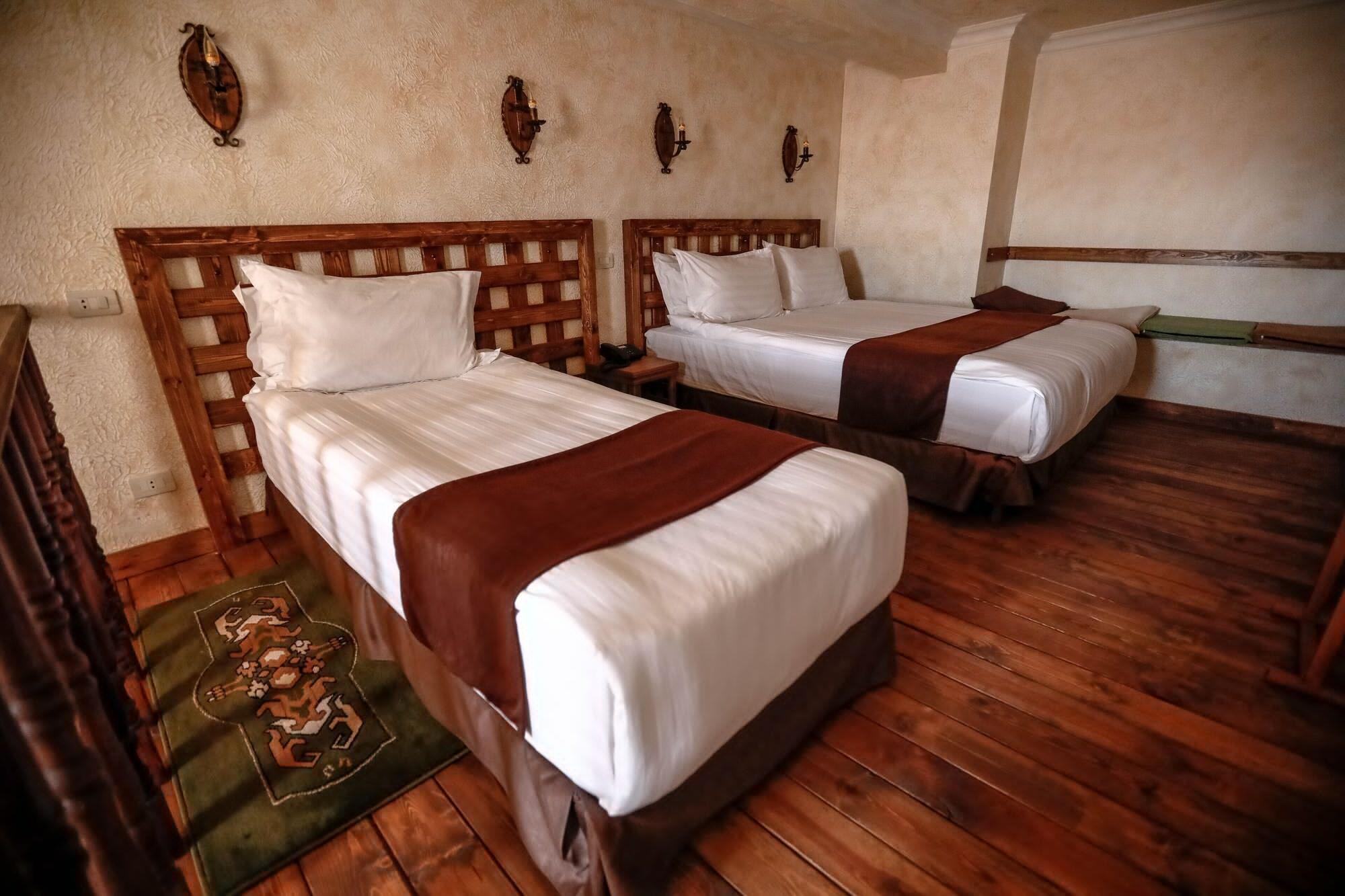 Caucasus Hotel Kasagh Ngoại thất bức ảnh A guest room at the resort